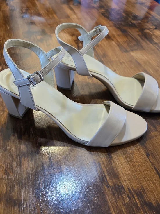 Naturalizer Bristol Strappy Heels, Women's Size 9.5M, Nude NEW - Picture 2 of 7